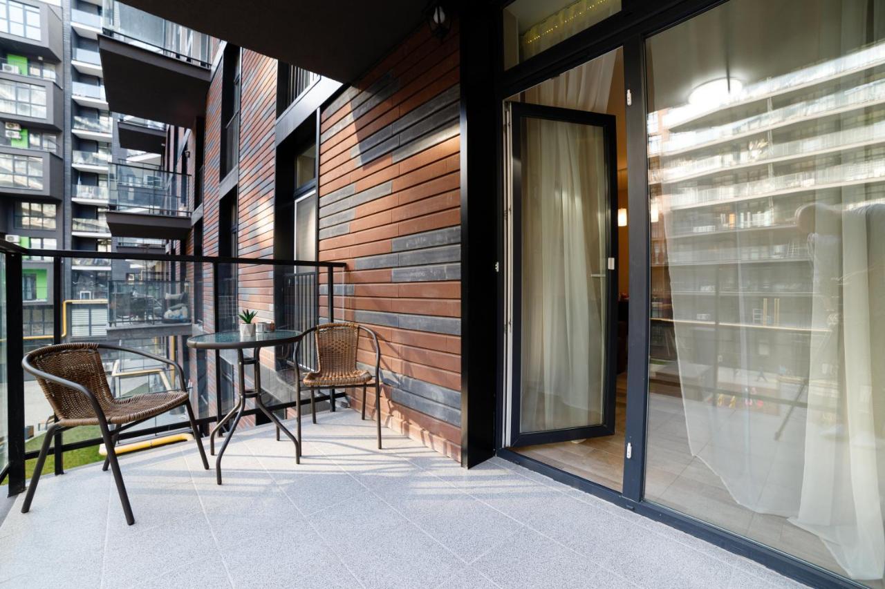 New Chornovola Apartment リヴィウ エクステリア 写真
